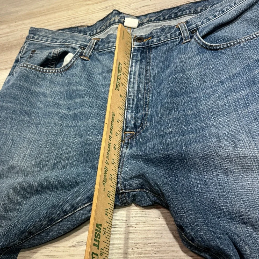 Eddie Bauer Relaxed Fit Straight Leg Medium Wash Jeans Men 40Tx36 (39x33.5) Blue